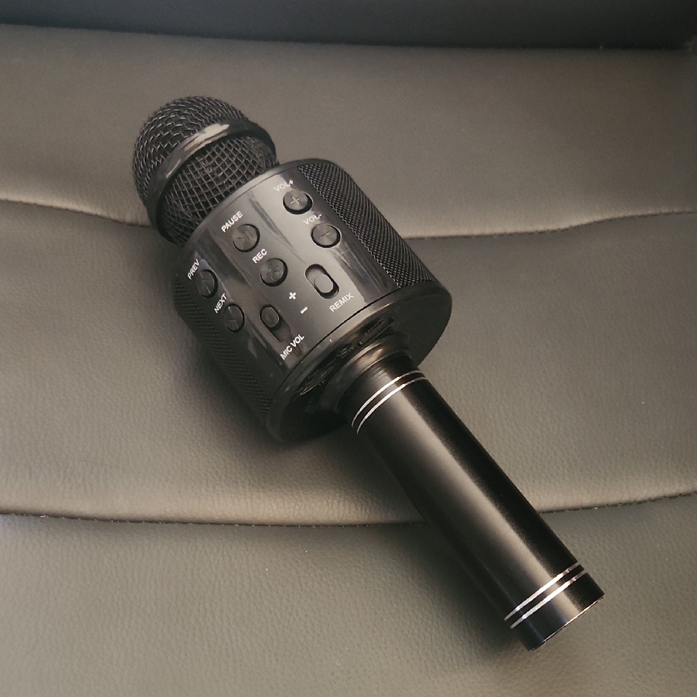 5-in-1 Wireless Black Karaoke Microphone